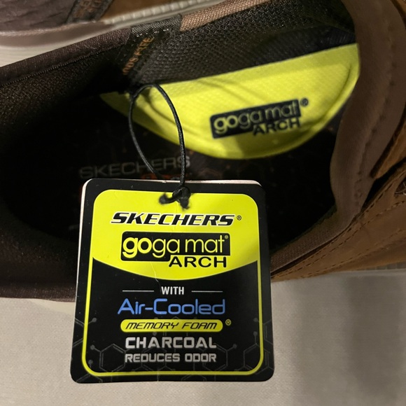 Skechers Men's Brown Slip-On Sneakers NEW size 10 - Picture 2 of 4